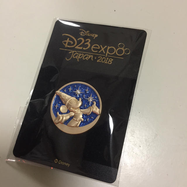 Disney(ディズニー)のDisneyのピンバッジ エンタメ/ホビーのアニメグッズ(バッジ/ピンバッジ)の商品写真