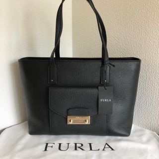 フルラ(Furla)の新品 フルラ  日本未入荷 Julia レザー ショルダーバッグ A4 大容量(ショルダーバッグ)