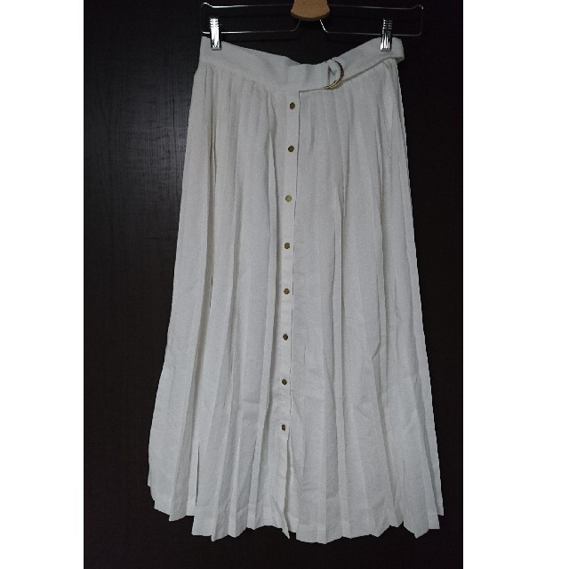 REDYAZEL(レディアゼル)のREDYAZEL☆フロントボタン2wayプリーツスカート レディースのスカート(ロングスカート)の商品写真