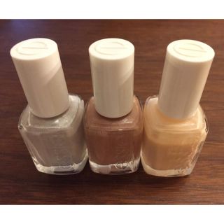 エッシー(Essie)のエッシー ネイルカラー 3個セット(マニキュア)