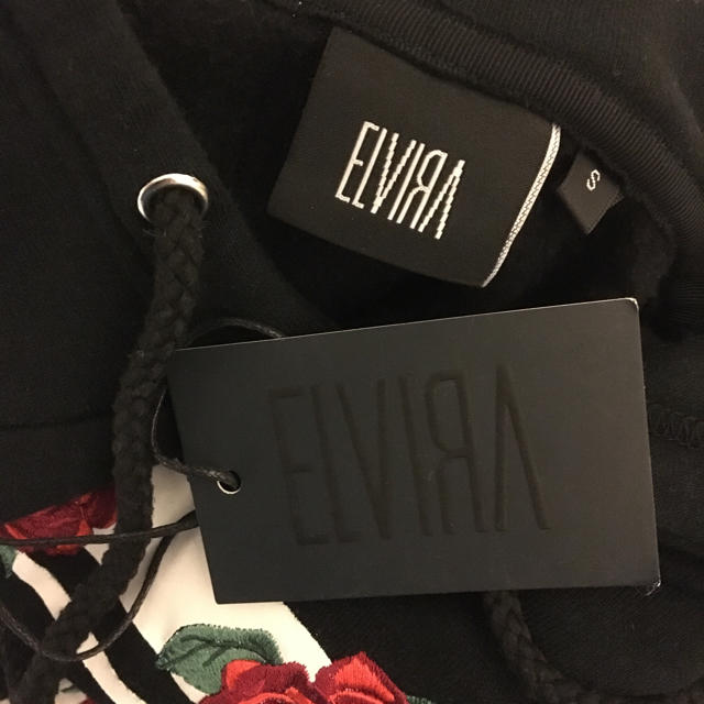 ELVIA(エルヴィア)のELVIRA バラ パーカー メンズのトップス(パーカー)の商品写真