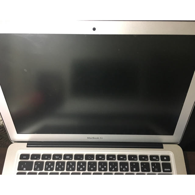 Mac (Apple)(マック)のMacBook Air 2011 スマホ/家電/カメラのPC/タブレット(ノートPC)の商品写真