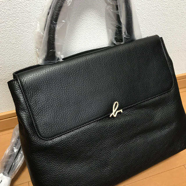 agnes b.(アニエスベー)の大人気 アニエス ベー ボヤージュ  新品 牛皮 バッグ agnes b. レディースのバッグ(トートバッグ)の商品写真