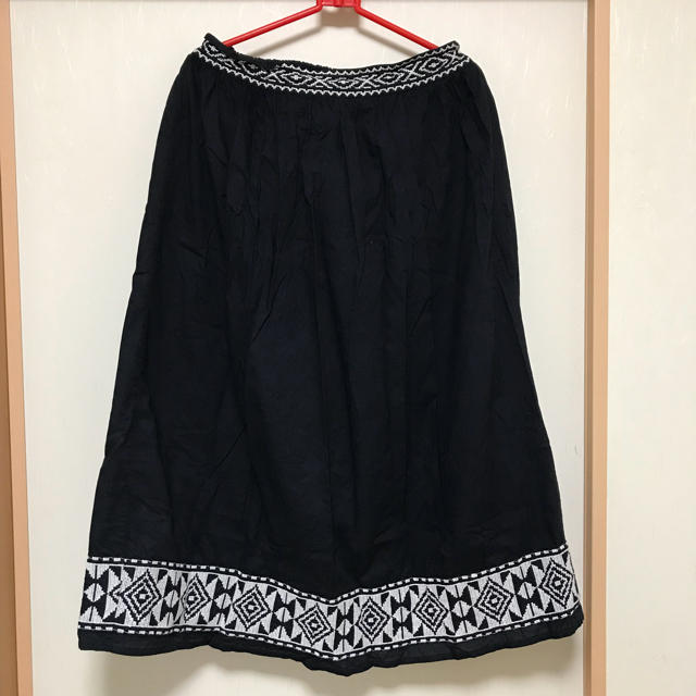 フレアスカート  レディースのスカート(ひざ丈スカート)の商品写真