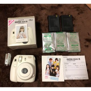 フジフイルム(富士フイルム)のinstax mini8 camera 白 チェキ カメラ フィルム付き(フィルムカメラ)