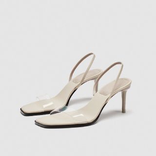 ザラ(ZARA)の【vivaさん予約品】ZARA PVCサンダル 38 24.6cm(サンダル)