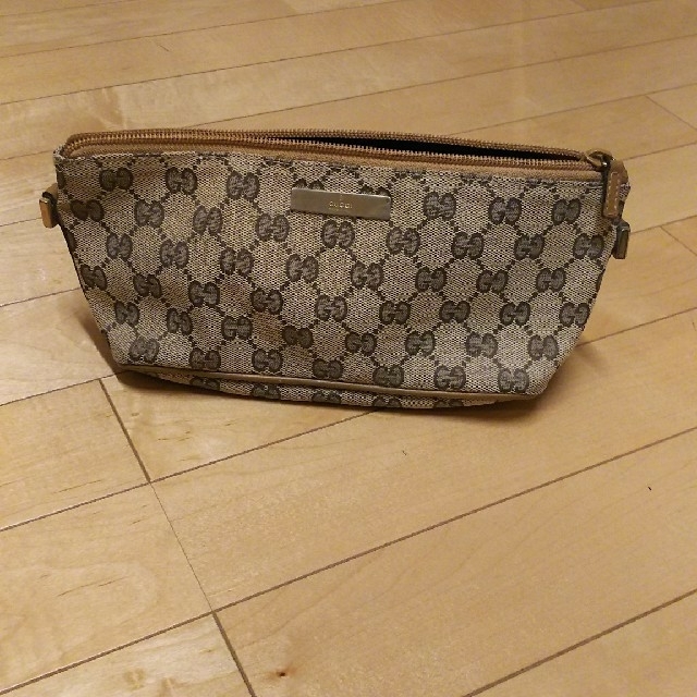 Gucci(グッチ)のグッチのポーチ レディースのファッション小物(ポーチ)の商品写真