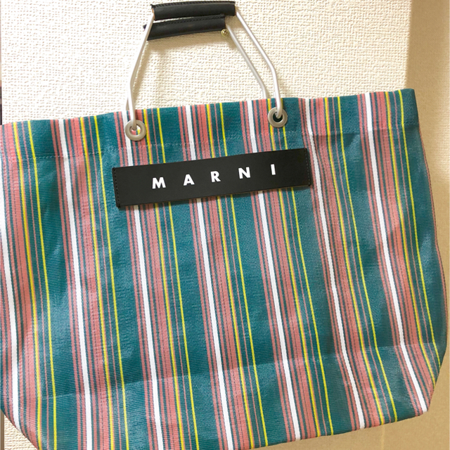 MARNI カフェストライプバック