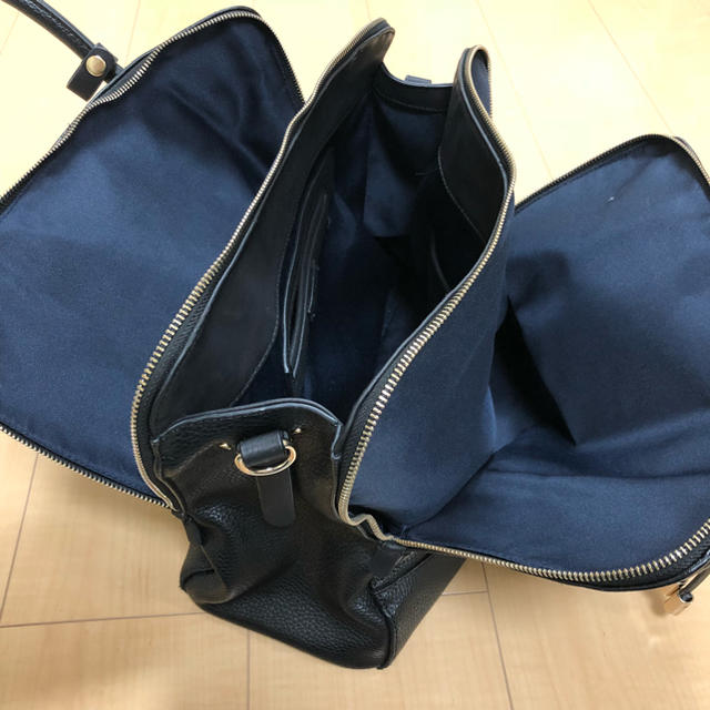 ZARA(ザラ)のZARA バッグA4入ります👜 レディースのバッグ(ハンドバッグ)の商品写真
