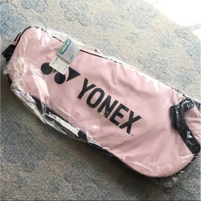 YONEX(ヨネックス)のラケットバッグ ピンク 新品未使用 スポーツ/アウトドアのスポーツ/アウトドア その他(バドミントン)の商品写真