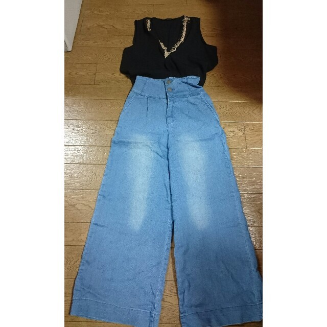 ZARA(ザラ)のトップスｰパンツは別売 レディースのトップス(シャツ/ブラウス(半袖/袖なし))の商品写真