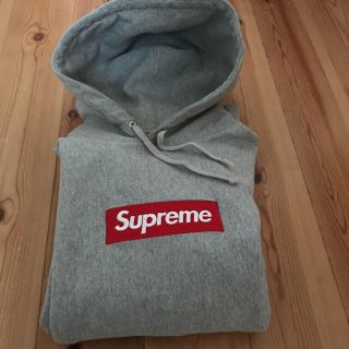 シュプリーム(Supreme)のsupremeボックスロゴ(パーカー)