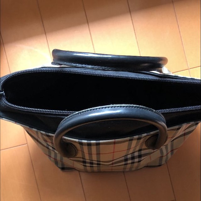 BURBERRY BLUE LABEL(バーバリーブルーレーベル)のBurberry Blue Label ミニハンドバッグ値下げしました！！ レディースのバッグ(ハンドバッグ)の商品写真