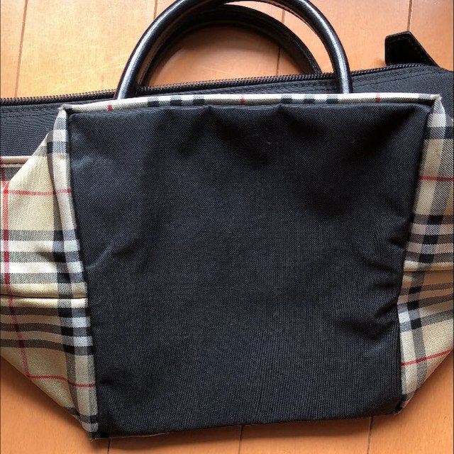 BURBERRY BLUE LABEL(バーバリーブルーレーベル)のBurberry Blue Label ミニハンドバッグ値下げしました！！ レディースのバッグ(ハンドバッグ)の商品写真