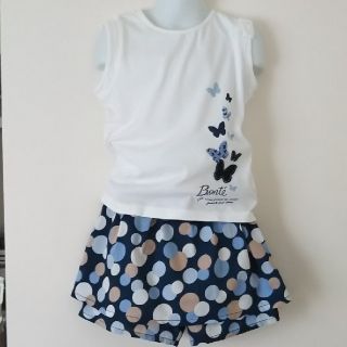 ベベ(BeBe)の✴️美品✴️BeBe Tシャツ&スカッツ セット(Tシャツ/カットソー)