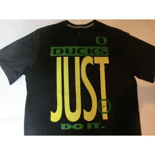 ナイキ(NIKE)のナイキ 【DRI FIT】オレゴン大【Just Do It】プリントT US M(アメリカンフットボール)