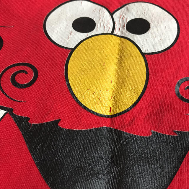 SESAME STREET(セサミストリート)の【サイズ100】エルモシーサーＴシャツ キッズ/ベビー/マタニティのキッズ服男の子用(90cm~)(Tシャツ/カットソー)の商品写真