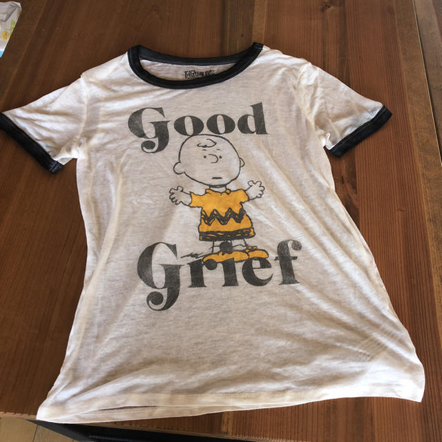 PEANUTS(ピーナッツ)のチャーリーブラウン半袖Tシャツ レディースのトップス(Tシャツ(半袖/袖なし))の商品写真