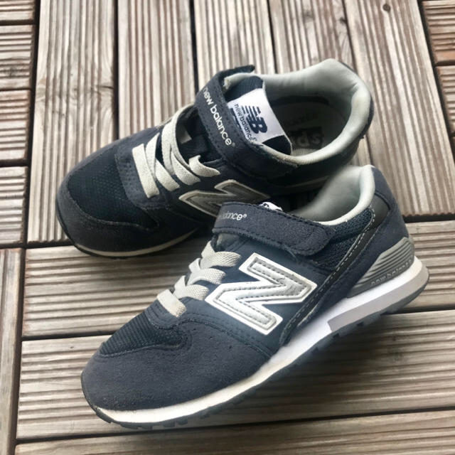 SALE/60%OFF】 NEW BALANCE 996 18cm 紺 子供用スニーカー superior