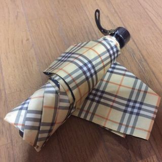 バーバリー(BURBERRY)のBurberry折りたたみ傘(傘)