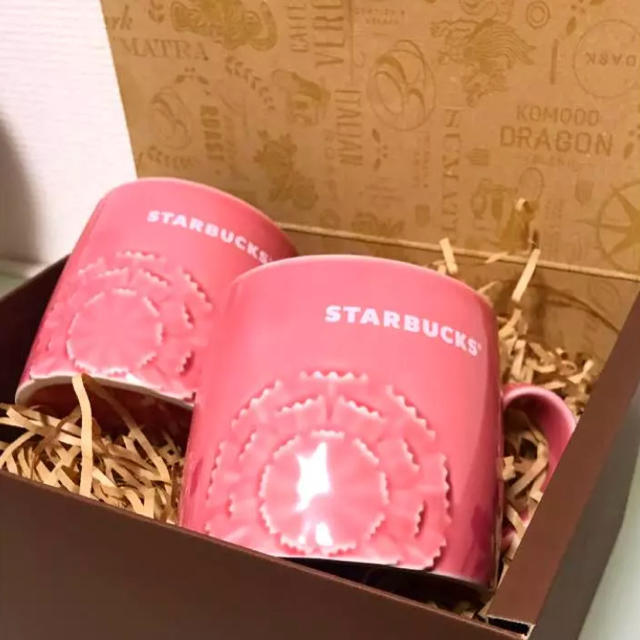 Starbucks Coffee(スターバックスコーヒー)のあんこ様専用！スターバックス  母の日 ブーケ マグカップ キッズ/ベビー/マタニティの授乳/お食事用品(マグカップ)の商品写真