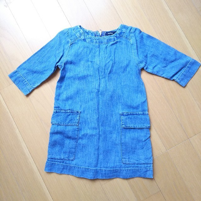 babyGAP(ベビーギャップ)の専用☆ベビーギャップ☆デニムワンピース  95 キッズ/ベビー/マタニティのキッズ服女の子用(90cm~)(ワンピース)の商品写真