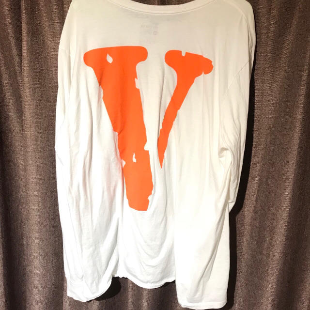 NIKE(ナイキ)のnike vlone ロンT XL メンズのトップス(Tシャツ/カットソー(七分/長袖))の商品写真