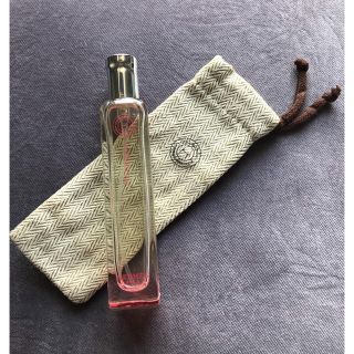 エルメス(Hermes)の【yun様 専用】エルメス  ROSE IKEBANA 15ml ミニボトル(香水(女性用))