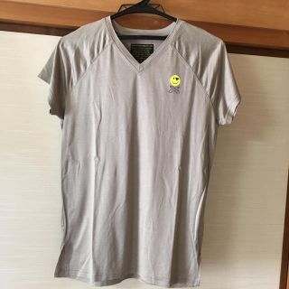 イズリール(IZREEL)のイズリール VネックTシャツ グレー(Tシャツ/カットソー(半袖/袖なし))