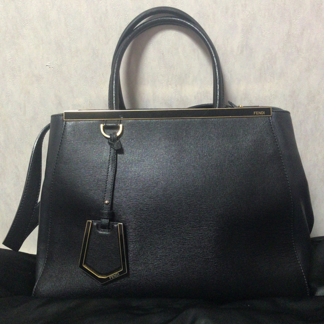 FENDI  トゥージュール