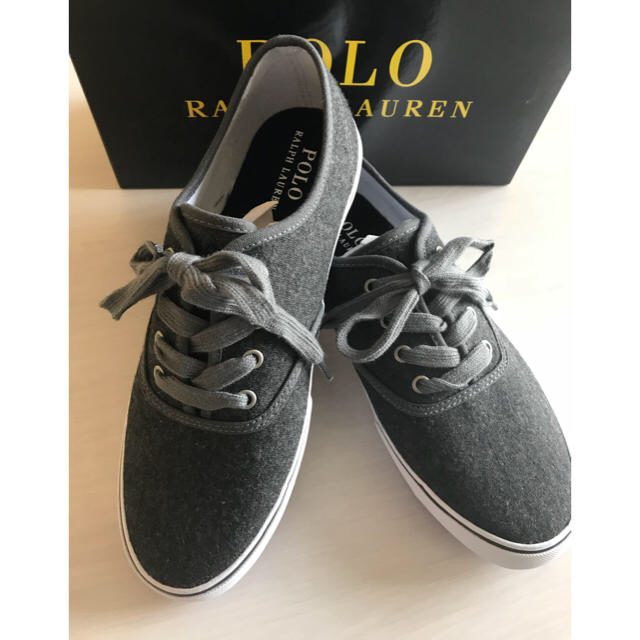 POLO RALPH LAUREN(ポロラルフローレン)のポロラルフローレン❤︎新品スニーカー24.5cm レディースの靴/シューズ(スニーカー)の商品写真