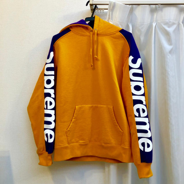 Supreme(シュプリーム)のSupreme Sideline Hooded Sweatshirt  希少S メンズのトップス(パーカー)の商品写真