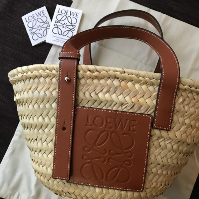 セール特典あり LOEWE ストローバッグ かごバッグ Sサイズ LOEWE 安い売筋品 かごバッグ ロエベ カゴバッグ ロエベ