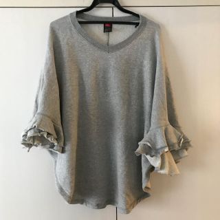 ダブルスタンダードクロージング(DOUBLE STANDARD CLOTHING)の【週末値下げ中】ダブルスタンダードクロージング 袖フリルスウェット(トレーナー/スウェット)