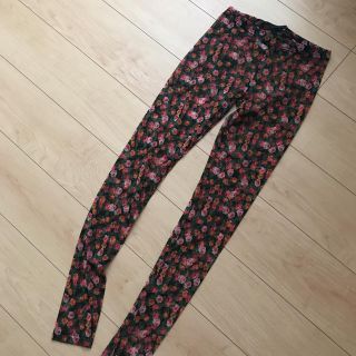 マウジー(moussy)の小花柄レギンス(タイツ/ストッキング)