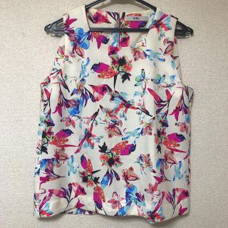 グレイル(GRL)の【GRL】美品 柄ノースリーブブラウス(シャツ/ブラウス(半袖/袖なし))