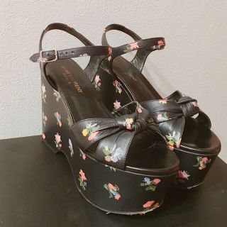 サンローラン(Saint Laurent)のSaint Laurent CANDY TIED ウェッジサンダル 95MM(サンダル)