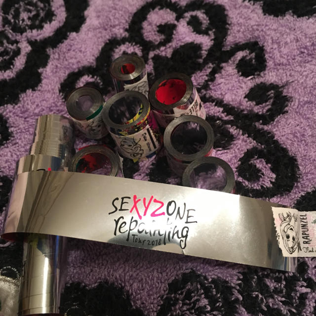 Sexy Zone(セクシー ゾーン)のsexyzone2018ツアー銀テまるごと１本 チケットの音楽(男性アイドル)の商品写真