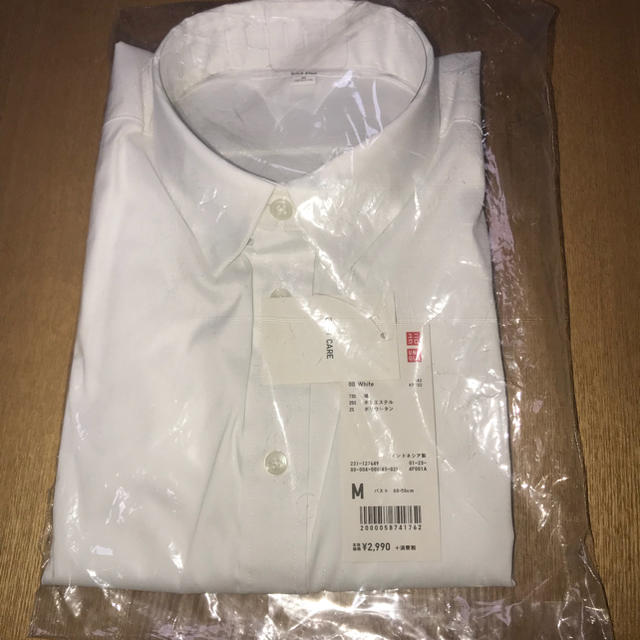 UNIQLO(ユニクロ)のユニクロ 女性用カッターシャツ レディースのトップス(シャツ/ブラウス(長袖/七分))の商品写真