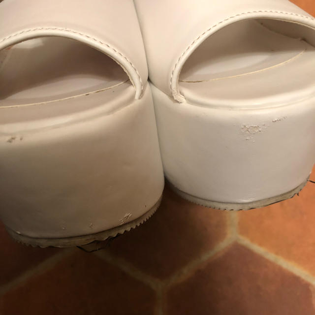 WEGO(ウィゴー)の厚底サンダル 白 レディースの靴/シューズ(サンダル)の商品写真