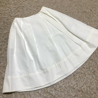 エムプルミエ(M-premier)のMプルミエ スカート Aライン ホワイト 白 34(ひざ丈スカート)