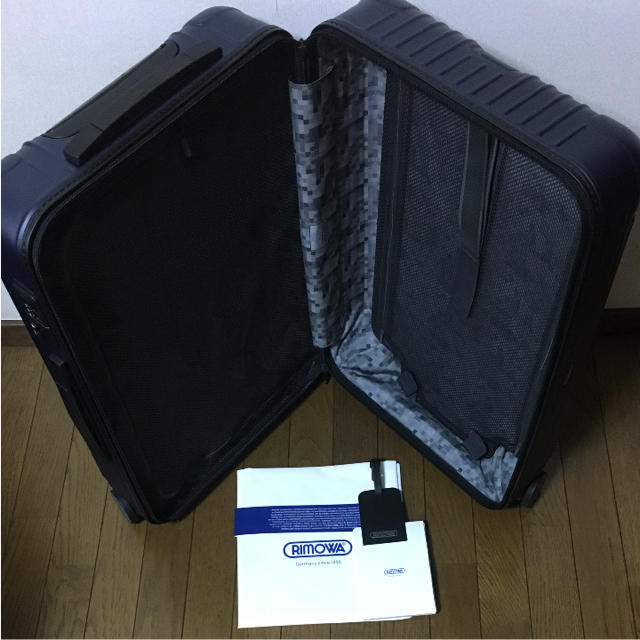 RIMOWA(リモワ)の新品 6/3日まで RIMOWA SALSA リモワ サルサ 58L ドイツ購入 メンズのバッグ(トラベルバッグ/スーツケース)の商品写真