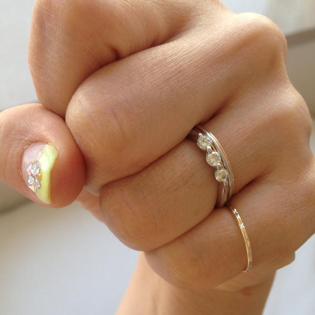 三連ダイヤ💍鑑定済💍 レディースのアクセサリー(リング(指輪))の商品写真