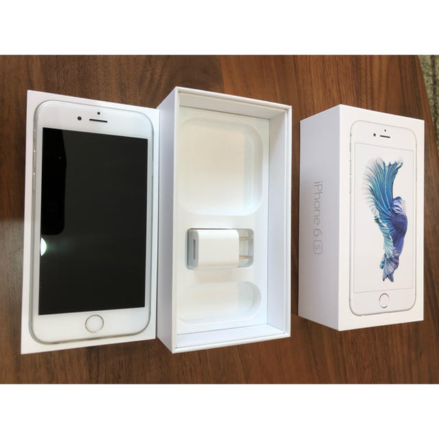 iPhone6s 128GB シルバー 美品 au SIMロック解除済 送料込スマホ/家電/カメラ