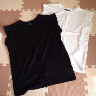 フォーエバートゥエンティーワン(FOREVER 21)のFOREVER21♡Tシャツ2枚セット(Tシャツ(半袖/袖なし))