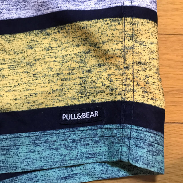 ZARA(ザラ)のPULL & BEARサーフパンツ メンズの水着/浴衣(水着)の商品写真