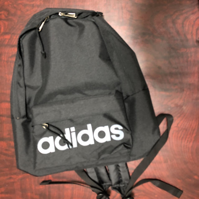 adidas(アディダス)の【大幅値下げ】アディダス リュック（ブラック） メンズのバッグ(バッグパック/リュック)の商品写真