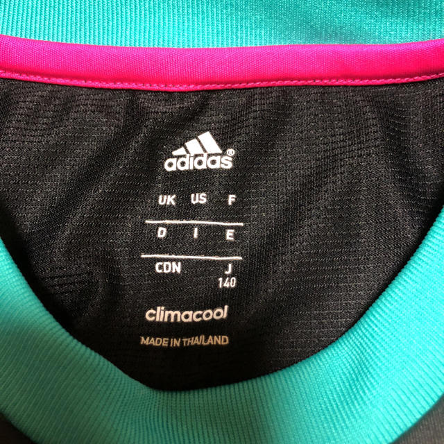 adidas(アディダス)のadidas    Tシャツ スポーツ/アウトドアのスポーツ/アウトドア その他(その他)の商品写真