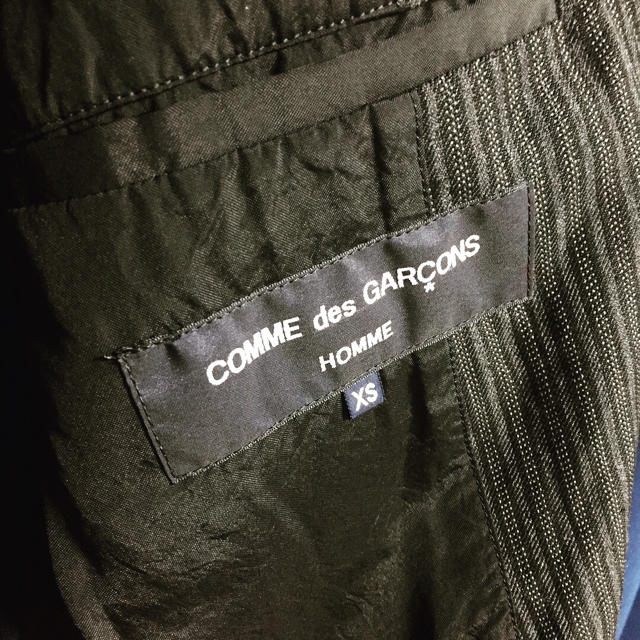 COMME des GARCONS(コムデギャルソン)の値下げCOMMEdesGARÇONS HOMMEジャケット 美品送料込 メンズのジャケット/アウター(テーラードジャケット)の商品写真