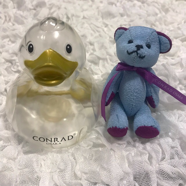 コンラッド大阪 宿泊者限定 アヒル くま セットの通販 by ♡|ラクマ コンラッド大阪 宿泊者限定 アヒル くま セットの通販 by ♡|ラクマ